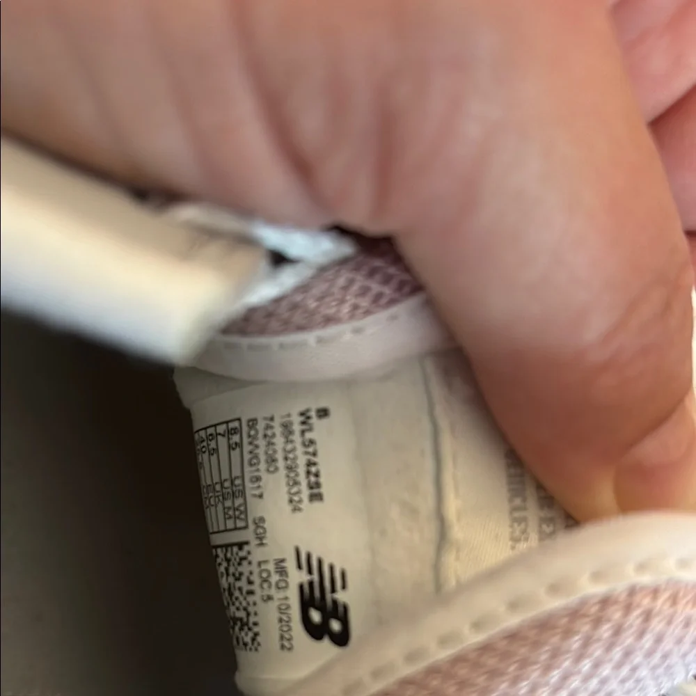 New Balance Pink, Gray and White Women’s Sneakers - Picture 6 of 7